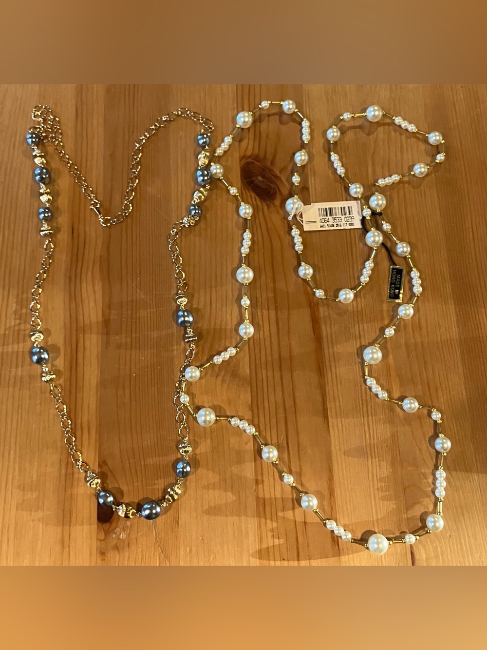 NEW 2 Vintage Necklaces 36” gold tone & Green 48” Gold Faux Pearl